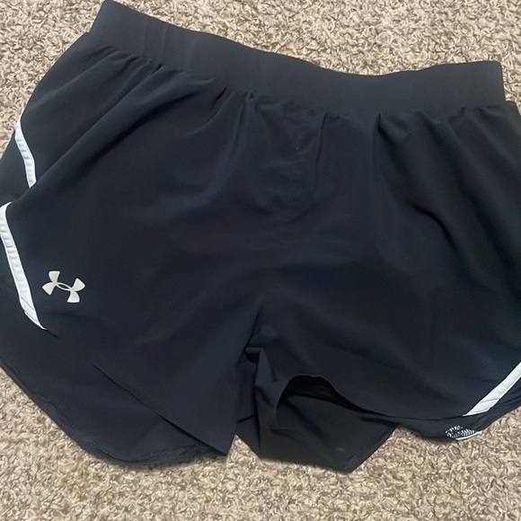2 pair of women’s shorts size M - Picture 2 of 5